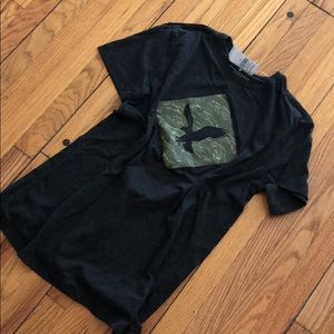 AMERICAN EAGLE T- Shirt - brand new!!! Size S